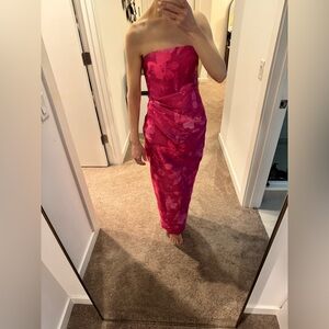 Monique Lhuillier Evening Gown